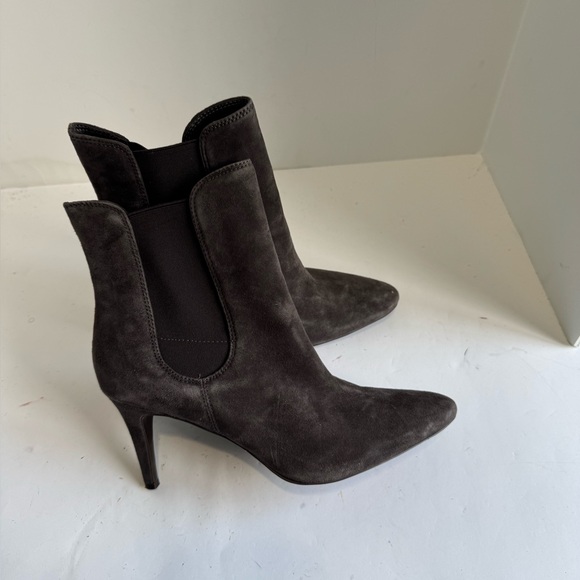 Lauren Ralph Lauren Charcoal Suede Pashia Boots. Size 8.5 - Picture 6 of 11